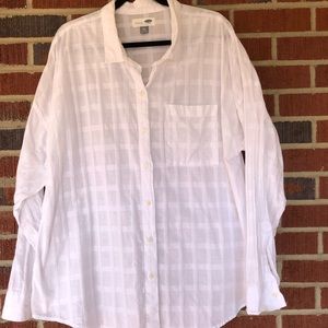 White boyfriend shirt